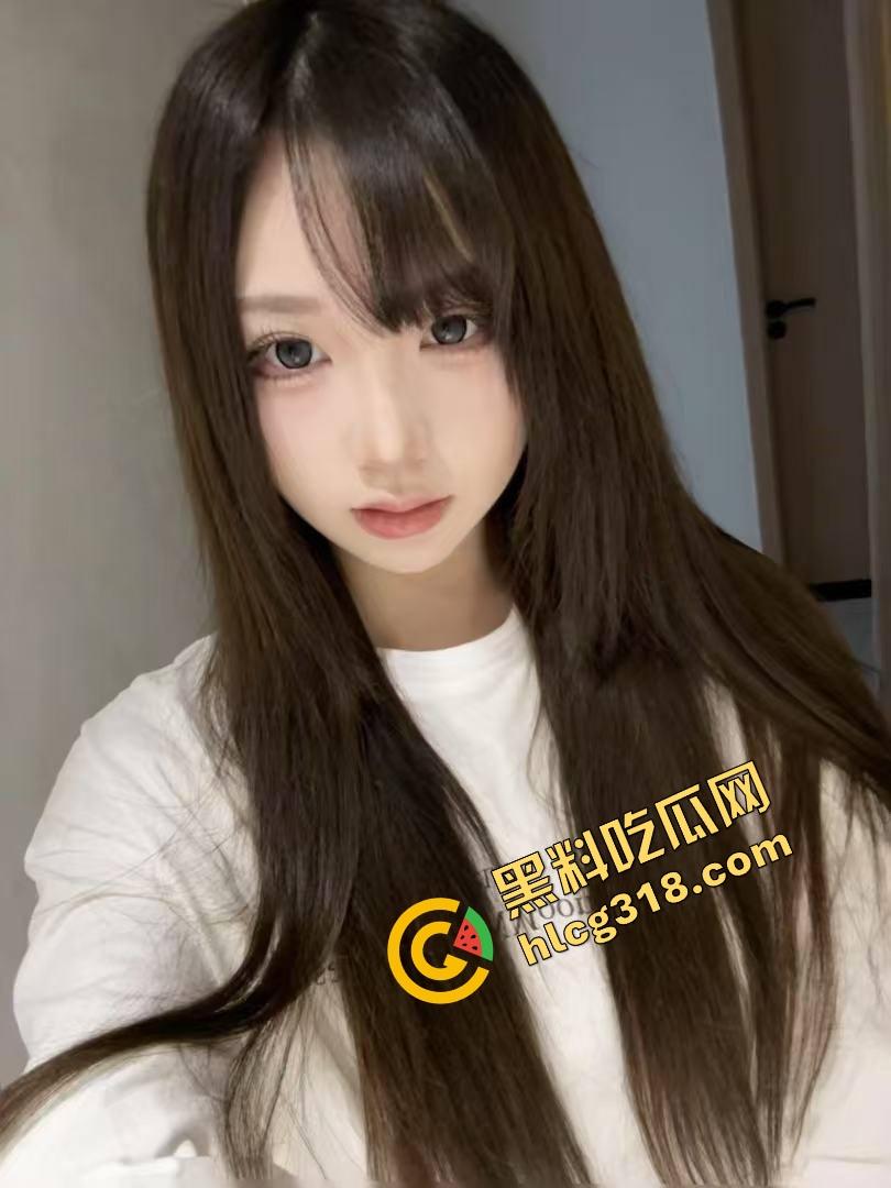 哺乳期骚娘们干起来才叫带劲,奶子又大又软,边插边薅奶头奶水猛喷,操完还得吸两口真他妈解渴!-6